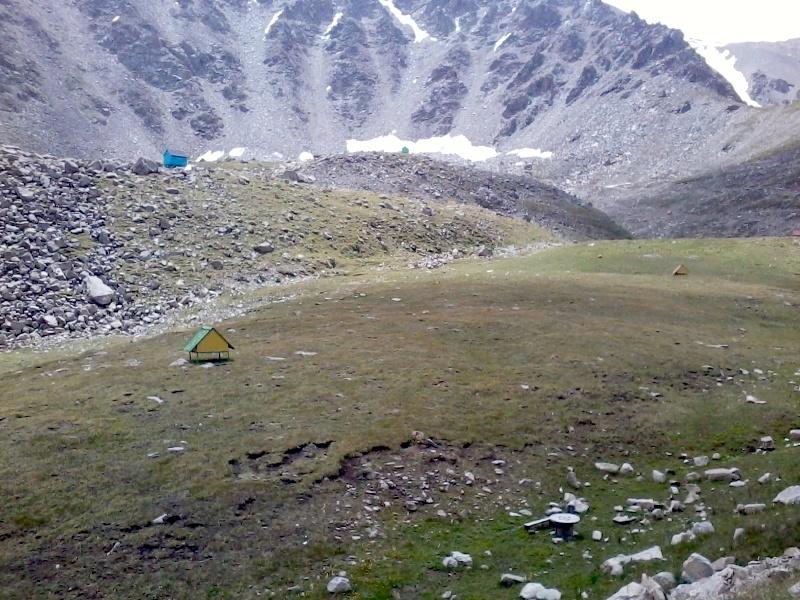 Домики с аппаратурой на Космостанции Домики с аппаратурой на Космостанции