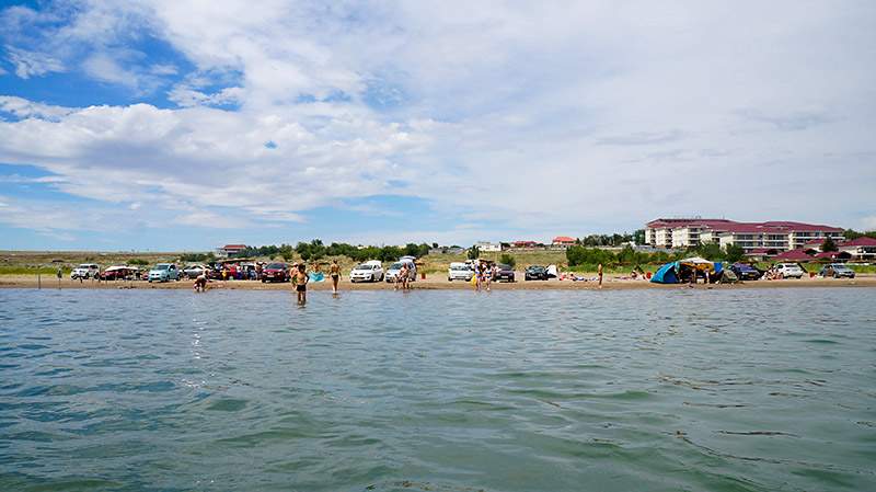Вид с моря на пляж Пляж