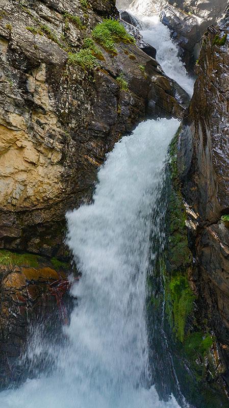 Кайракский водопад Кайракский водопад