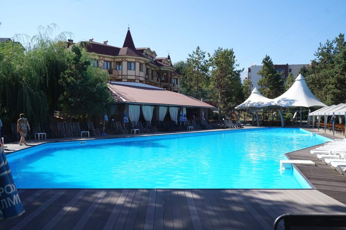 pool