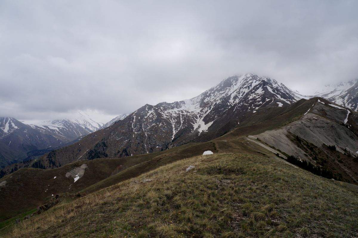 Гора Каскабас (2800 м) Гора Каскабас (2800 м)