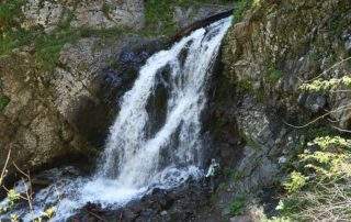 Третий водопад в ущелье Аюсай