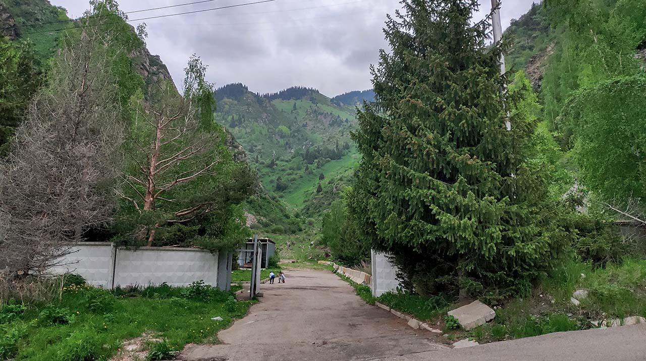 Вход в ущелье Саркырама